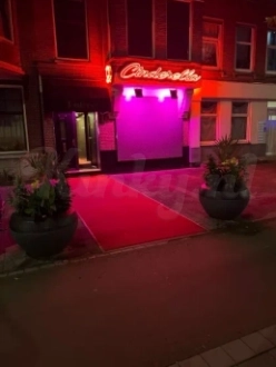 gentlemen-club-cinderella-club-in-rotterdam-68041faf6f455c0013cfb4f4