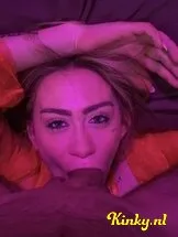 anouk-maze-virtual-sex-via-kinky-684477ddb04b8d00132dd7c8