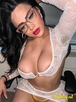 maría-prive-ontvangst-via-kinky-66ea792692449c00139c7d46