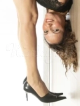 jhoana-erotische-massage-via-kinky-680b9fd488e8e7001301ee24