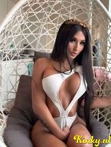 kendal-prive-ontvangst-via-kinky-6915b05335dea800130b2791