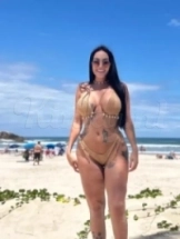 thalita-prive-ontvangst-via-kinky-679989ea474f31001381b68f