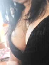 karin-erotische-massage-via-kinky-60c77a879d0098557dbcbd49