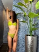 ploy-erotische-massage-via-kinky-669e832f92449c00139bf44a