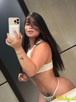 charrlotte-prive-ontvangst-via-kinky-6924ec942ae1c70012231c75