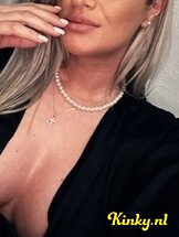 rose-prive-ontvangst-via-kinky-67a4bd22fc429b0013380a9b