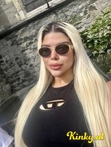 juliana-prive-ontvangst-via-kinky-68235ed5375bfd001318a5f0