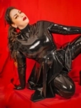 sadie-bdsm-via-kinky-67dd568dd0fc8b0012bff644