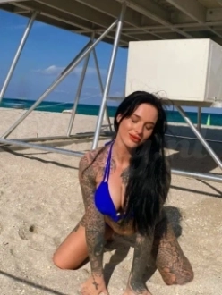 candy-virtual-sex-via-kinky-68a602d796f0c8001370cdf3