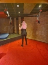 meesteres-yvon-bdsm-via-kinky-6914582032844c0013f64936