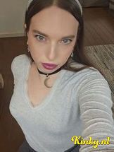 kitty-prive-ontvangst-via-kinky-6977753411aba90014035353