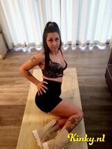 miruna-escort-via-kinky-679118963a3591001292d47c