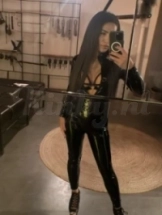 mistress-anna-bdsm-via-kinky-6793cb8d3a3591001292db2f