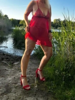 vanessa-escort-via-kinky-6826ce6d6f455c0013cfed9c