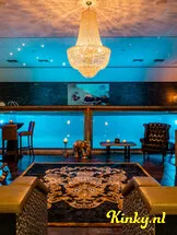 villa-weizigt-club-in-dordrecht-60a265619d0098fe28bc7f94