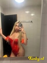 valentina-prive-ontvangst-via-kinky-67fcf9c031f4b00013b9c1b9