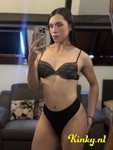valentina-prive-ontvangst-via-kinky-67d44774ffcc330013ff463d