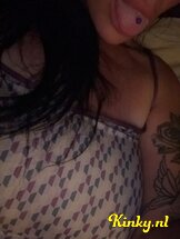 sabrina-virtual-sex-via-kinky-68a36ec51ea34700135d3962