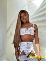 ágatha-prive-ontvangst-via-kinky-698c4b646058660013432f27