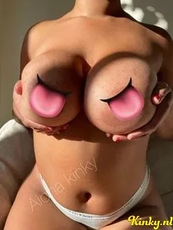 aicha-virtual-sex-via-kinky-684fe68d31f4b00013ba3ead