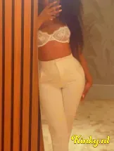 latifah-erotische-massage-via-kinky-69b8d07bfec2f700146a5772