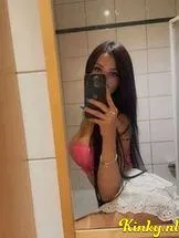 anahi-prive-ontvangst-via-kinky-68b1a7f5aab67a00135252e7