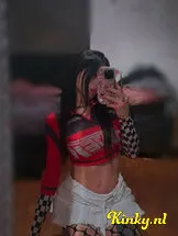 anahi-prive-ontvangst-via-kinky-6836c92b4783f70013b0d99e