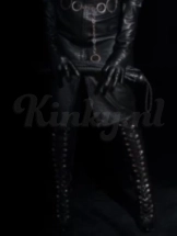 meesteres-darcy-bdsm-via-kinky-685c09b63cd0cf00131cd539