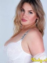 maya-prive-ontvangst-via-kinky-68d2a05639a405001305e211