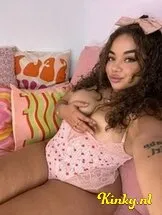 ashley-virtual-sex-via-kinky-68588c624783f70013b10f9e