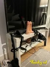 mistress-eva-bdsm-via-kinky-685bfc5bb04b8d00132dfd6a