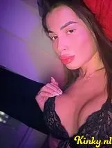 aylin-prive-ontvangst-via-kinky-69211b660e66ef00137b81a1