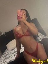 erika-erotische-massage-via-kinky-68b1db4d1f33c500124caaf3