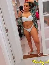 rebecca-escort-via-kinky-690332185a625a00138ab5f8