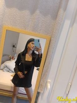 desire-prive-ontvangst-via-kinky-69090f4f32844c0013f63829