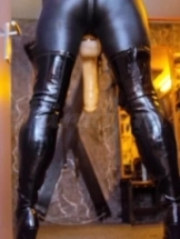 meesteres-katja-bdsm-via-kinky-62d2a7192e5e3a001a9b9071