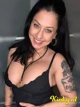 lucia-virtual-sex-via-kinky-6991fd1841ff07001347b9bd