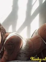 emmily-prive-ontvangst-via-kinky-68ef6ee7b6e47100131604eb