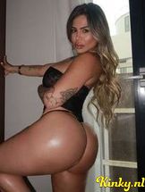 valentina-prive-ontvangst-via-kinky-68af8d00c6b8b100141b4ad7