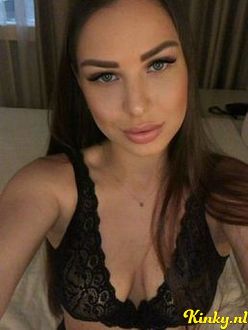 yulia-prive-ontvangst-via-kinky-68babe1d3f009c0012763b39