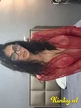 thiana-prive-ontvangst-via-kinky-697bc6e7bedbf800144ad952