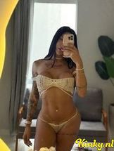 raylla-prive-ontvangst-via-kinky-68e5a99839a405001305f983