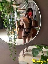 rhanna-prive-ontvangst-via-kinky-68f68f34a9c49d0013964cf5