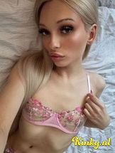 margo-virtual-sex-via-kinky-6951f19950cf90001352c1e4