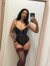 elle-escort-via-kinky-690406a3aef88e0013c9a5e7