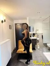 melanie-prive-ontvangst-via-kinky-690a0c1832844c0013f6394f