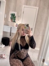 lolla-virtual-sex-via-kinky-690dea27c0682f0013e0281b