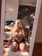 lolla-virtual-sex-via-kinky-690dea24aef88e0013c9b801