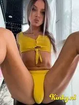 camila-virtual-sex-via-kinky-698481035ed0c0001212b37b