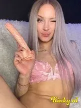 camila-virtual-sex-via-kinky-69655618bce2af0014645ce3